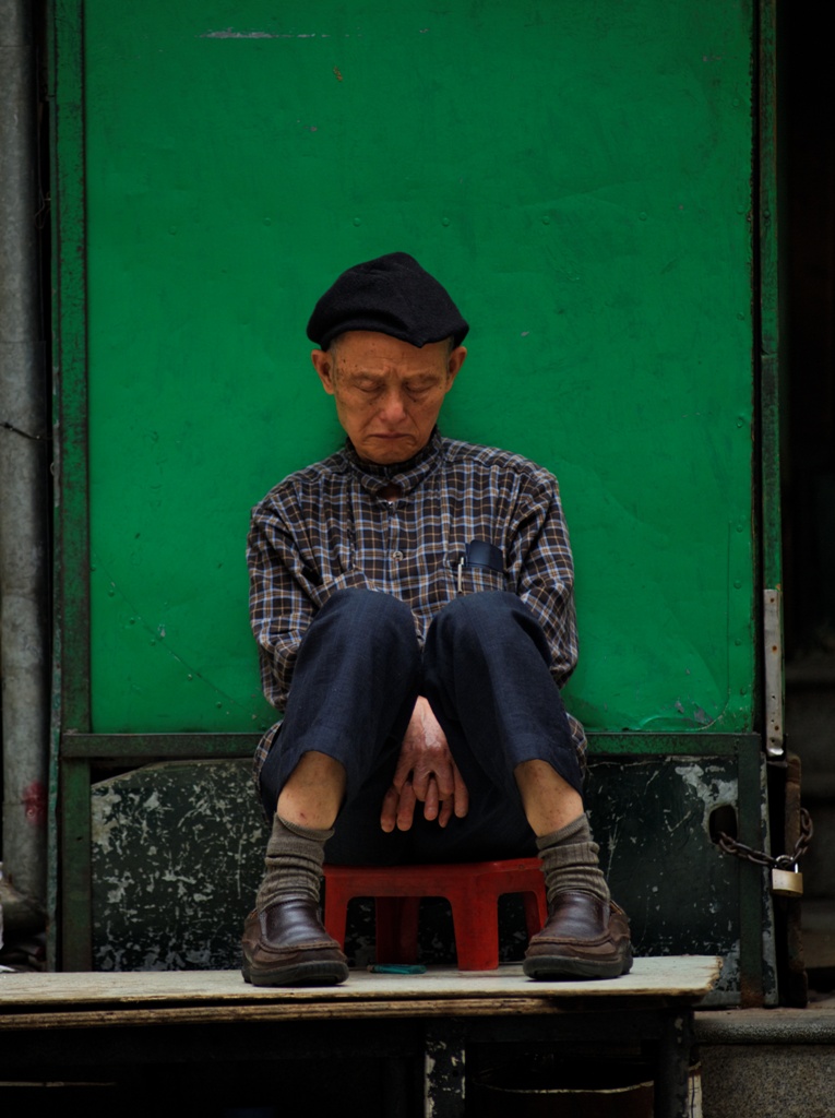 Hong-Kong - Une petite sieste ... Le temps est lourd !